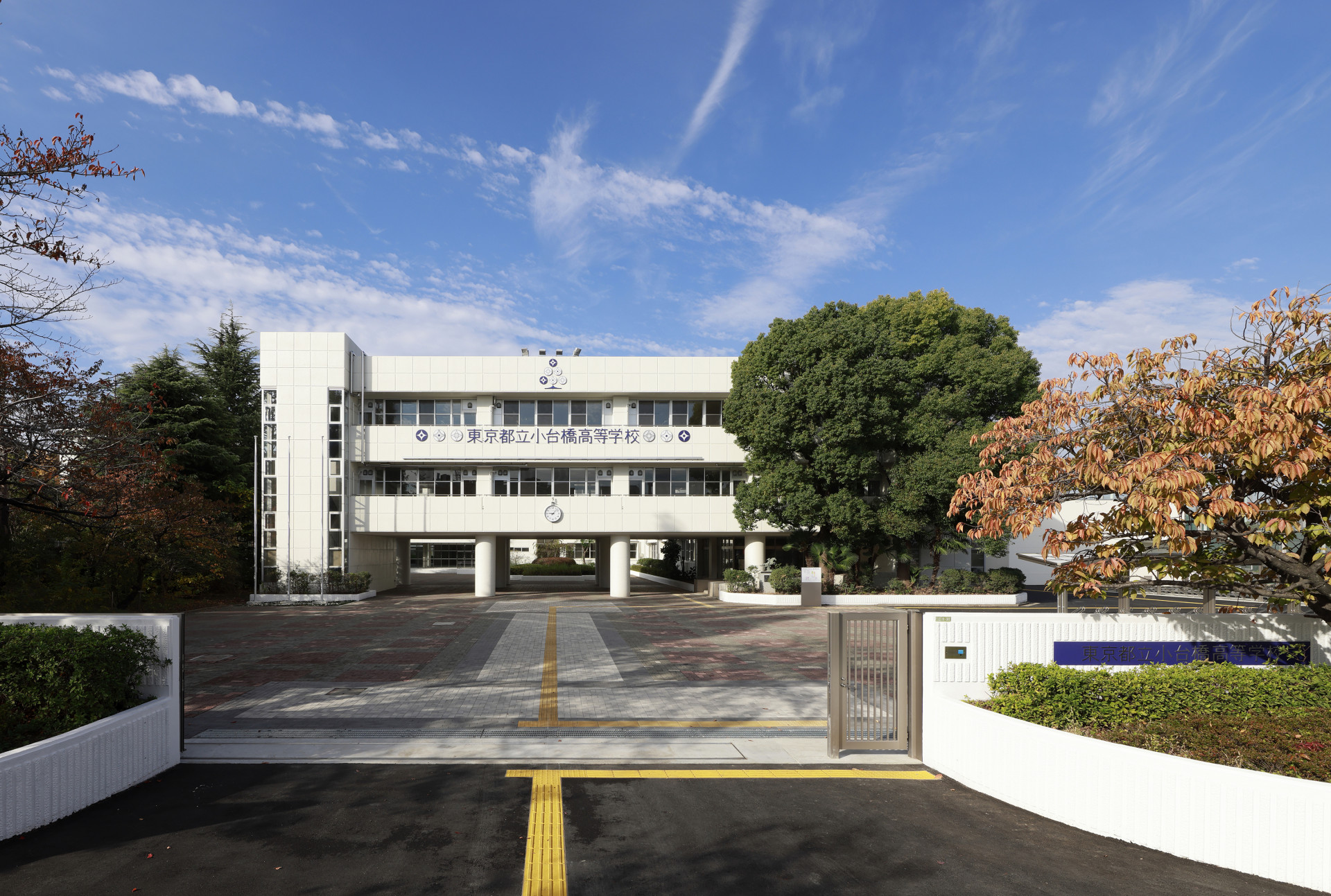 08_ge0040 外観東面.JPG